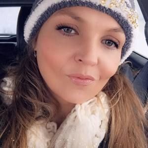 Meet your Posher, Jenn